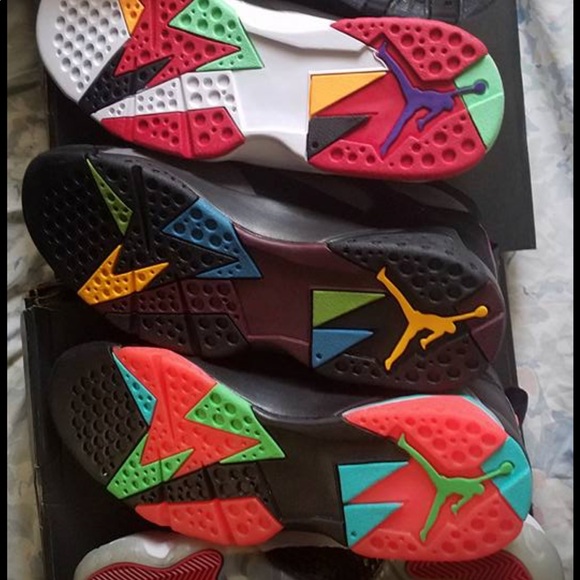 Retros - Picture 3 of 3